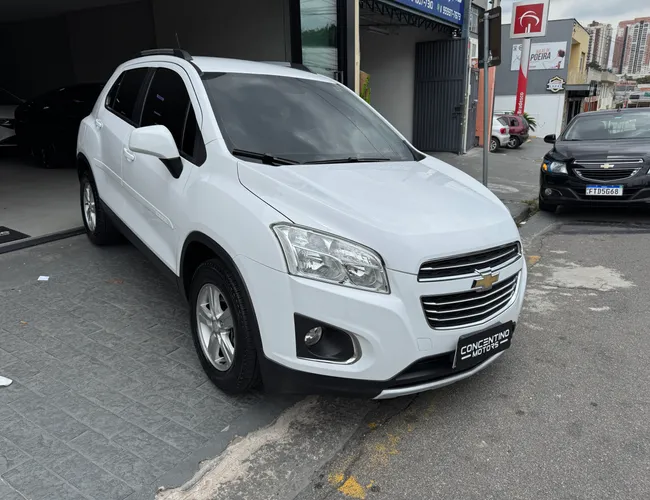 Imagem exterior do veículo Tracker 2016 1.8 Mpfi Lt 4X2 16V Flex 4P Automático