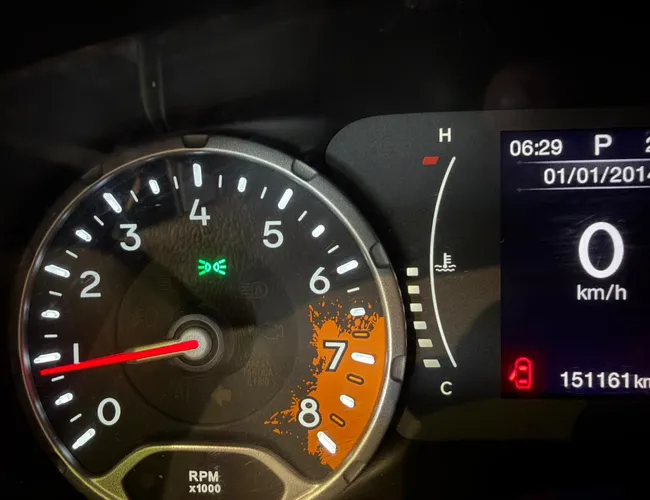 Imagem 7 – Renegade 2016 1.8 16V Flex Sport 4P Automático