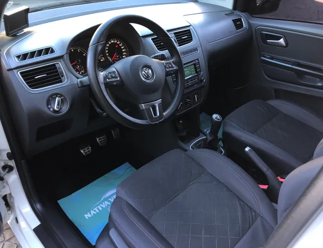 Imagem 6 – Fox 2014 1.6 Mi Highline 8V Flex 4P Manual