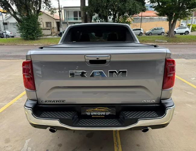 Imagem 7 – Rampage 2024 2.0 Hurricane 4 Turbo Gasolina Laramie 4X4 Automático