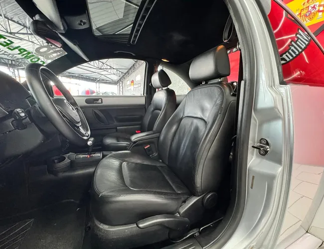 Imagem 10 – New Beetle 2008 2.0 Mi 8V Gasolina 2P Automático