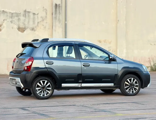 Imagem 5 – Etios Cross 2015 1.5 16V Flex 4P Manual