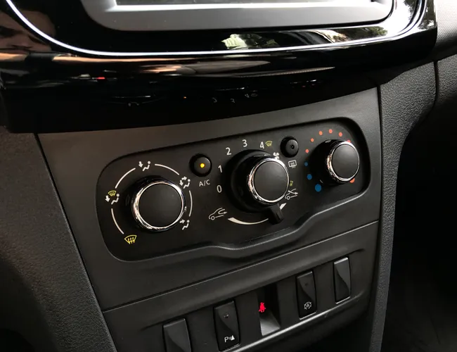 Imagem 13 – Logan 2023 1.0 12V Sce Flex Zen Manual