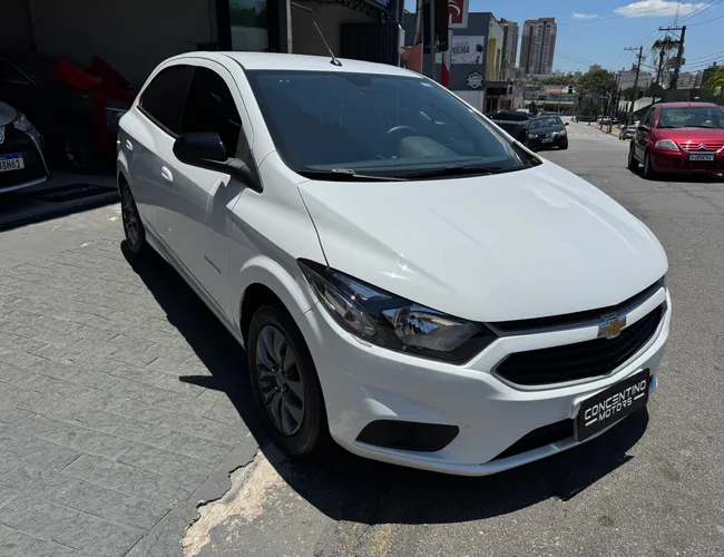 Imagem exterior do veículo Onix 2019 1.4 Mpfi Advantage 8V Flex 4P Automático