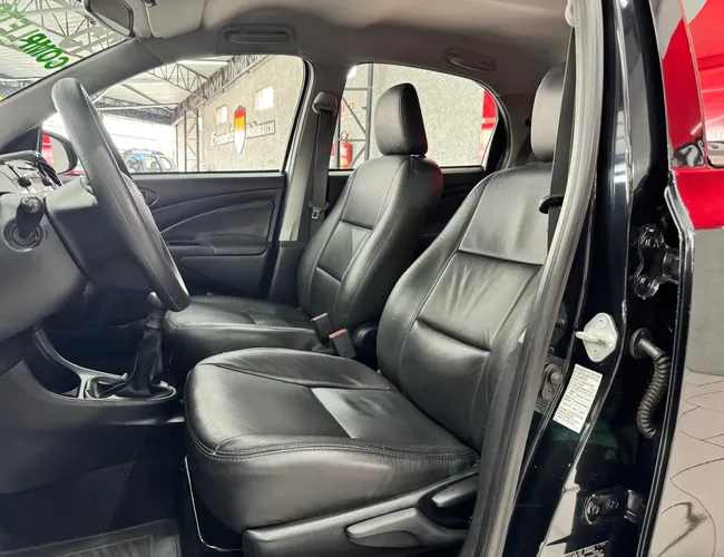 Imagem 10 – Etios 2015 1.5 Xs 16V Flex 4P Manual