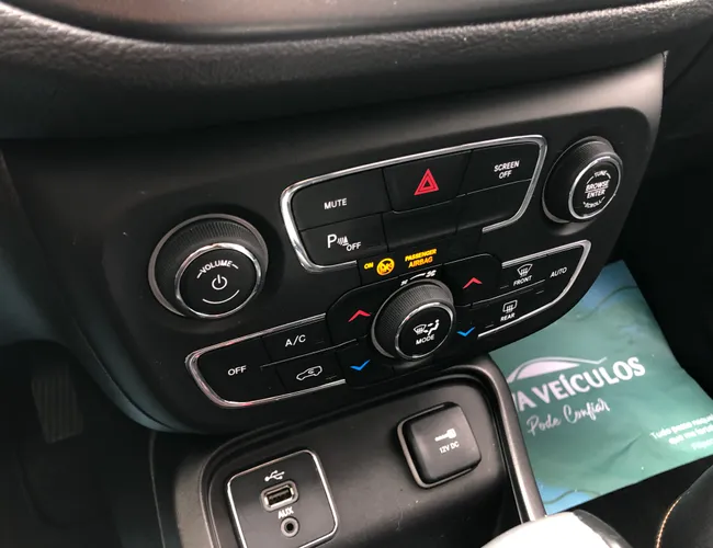 Imagem 13 – Compass 2018 2.0 16V Flex Longitude Automático