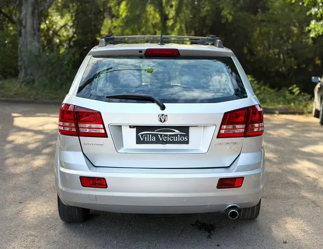 Imagem 8 – Journey 2010 2.7 Rt V6 24V Gasolina 4P Automatico