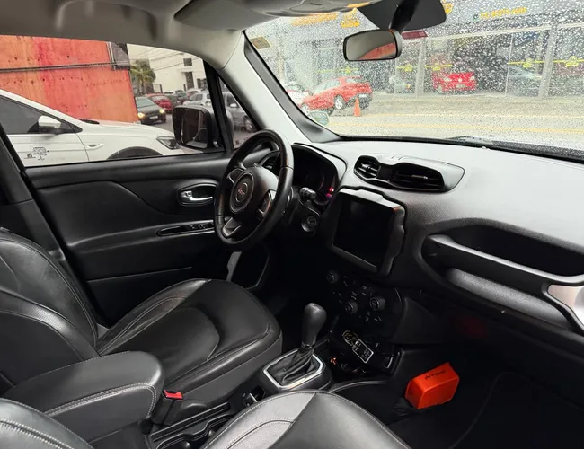 Imagem 6 – Renegade 2021 1.8 16V Flex Longitude 4P Automático