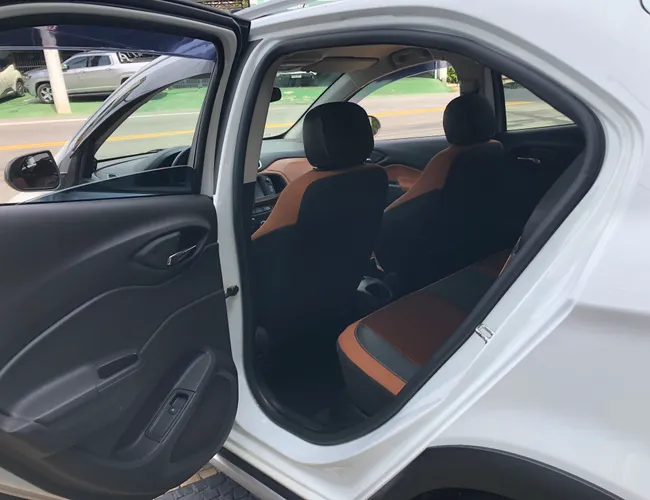 Imagem 10 – Onix 2017 1.4 Mpfi Activ 8V Flex 4P Automático