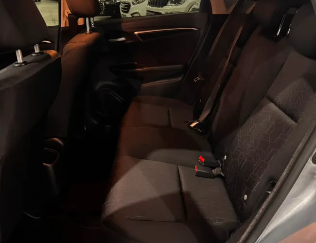 Imagem 13 – Fit 2017 1.5 Lx 16V Flex 4P Automático