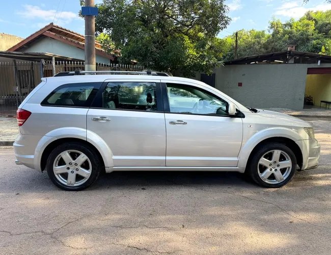 Imagem 6 – Journey 2010 2.7 Rt V6 24V Gasolina 4P Automatico