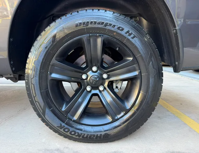 Imagem 9 – Classic 2022 5.7 V8 Gasolina Laramie Night Edition Cd 4X4 Automático