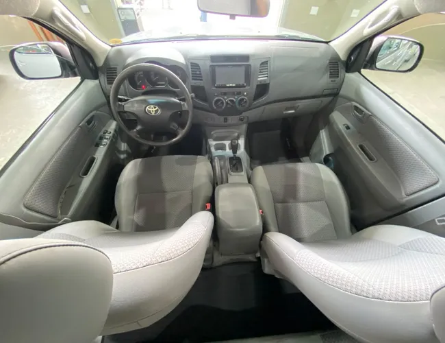 Imagem 11 – Hilux 2010 2.7 Sr 4X2 Cd 16V Gasolina 4P Automático