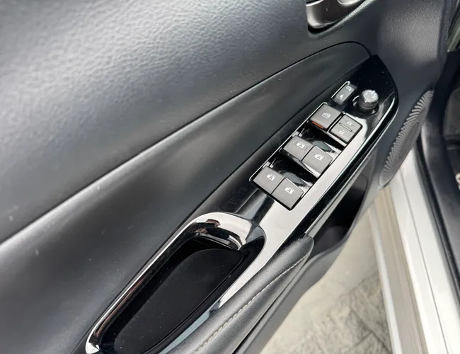 Imagem 16 – Yaris 2023 1.5 16V Flex Sedan Xls Connect Multidrive