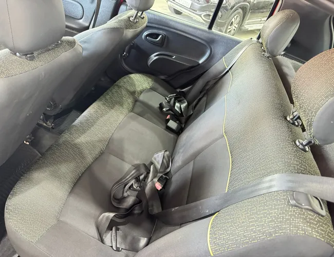 Imagem 10 – Clio 2014 1.0 EXPRESSION 16V FLEX 4P MANUAL