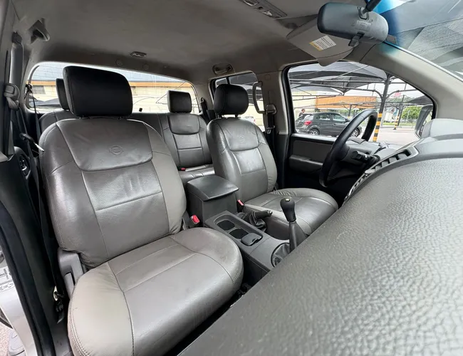 Imagem 14 – Frontier 2014 2.5 Sv Attack 4X4 Cd Turbo Eletronic Diesel 4P Manual