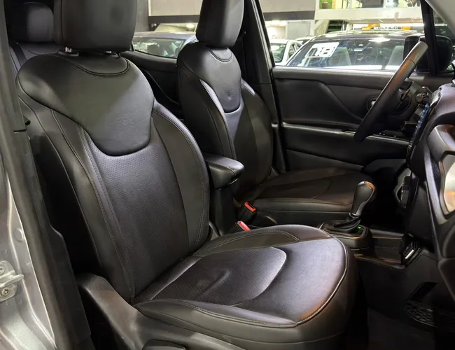 Imagem 16 – Renegade 2020 1.8 16V Flex 4P Automático