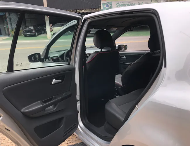 Imagem 11 – Fox 2016 1.6 Mi Rock In Rio 8V Flex 4P Manual