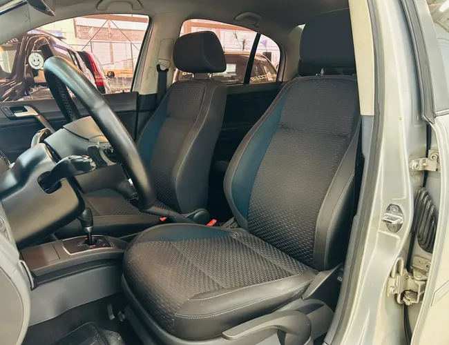 Imagem 9 – Polo Sedan 2014 1.6 Mi Comfortline 8V Flex 4P Automatizado