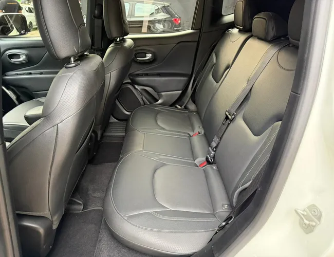 Imagem 10 – Renegade 2025 1.3 T270 Turbo Flex Longitude At6