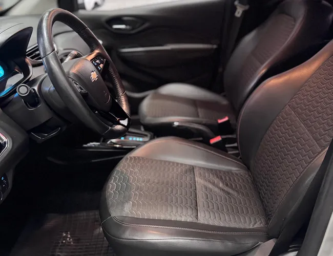 Imagem 9 – Onix 2017 1.4 Mpfi Activ 8V Flex 4P Automático
