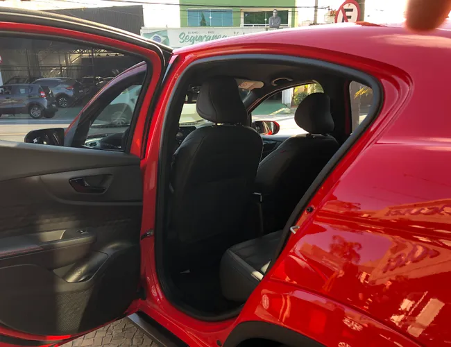 Imagem 10 – Fastback 2025 1.3 Turbo 270 Flex Abarth At6