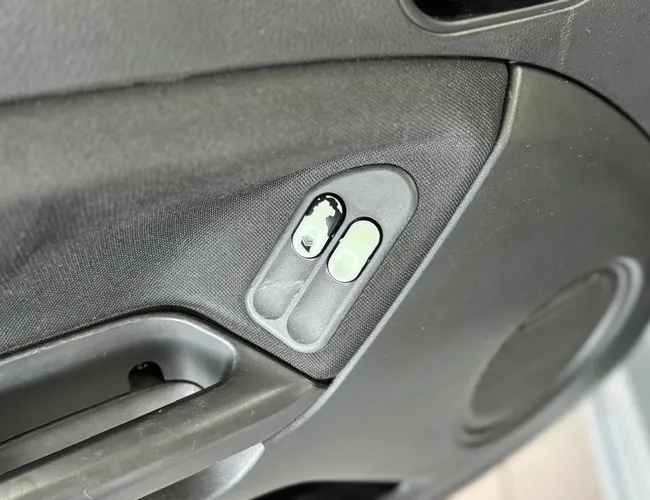 Imagem 9 – Fiesta 2011 1.6 Mpi Class Hatch 8V Flex 4P Manual