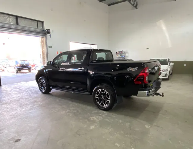 Imagem 13 – Hilux 2022 2.8 D-4D Turbo Diesel Cd Srx 4X4 Automático