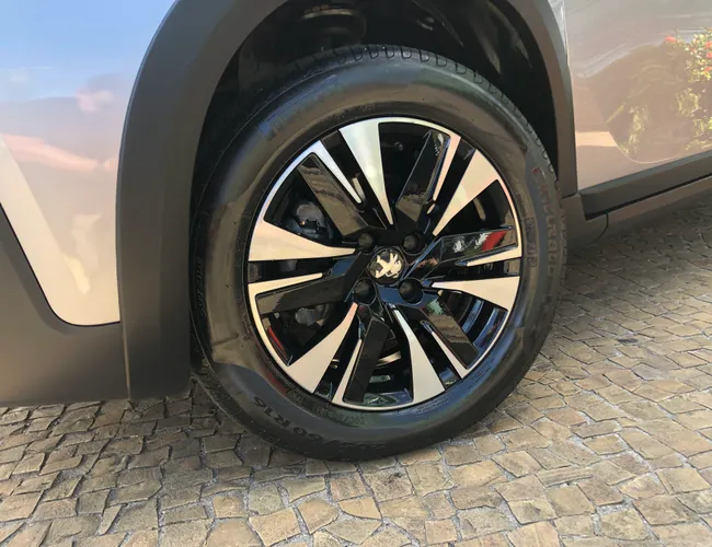 Imagem 6 – 2008 2023 1.6 16V Flex Roadtrip 4P Automático