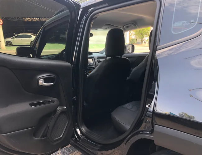 Imagem 10 – Renegade 2021 1.8 16V Flex Sport 4P Automático