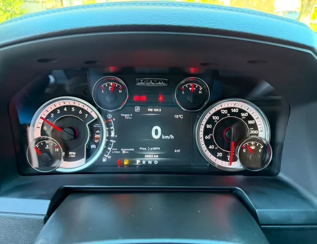 Imagem 16 – Classic 2022 5.7 V8 Gasolina Laramie Night Edition Cd 4X4 Automático