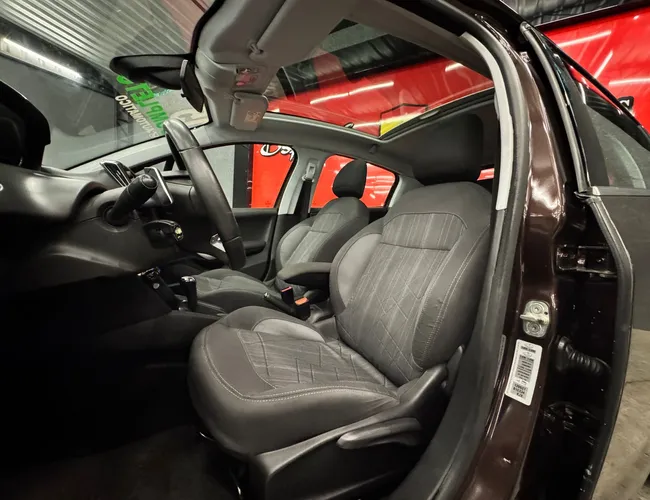 Imagem 11 – 208 2015 1.6 Griffe 16V Flex 4P Automático