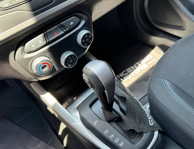 Imagem 16 – Onix 2019 1.4 Mpfi Advantage 8V Flex 4P Automático