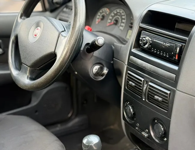 Imagem 19 – Siena 2011 1.0 Mpi El Celebration 8V Flex 4P Manual