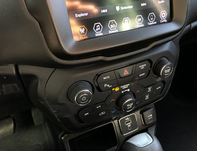 Imagem 13 – Renegade 2021 1.8 16V Flex Longitude 4P Automático