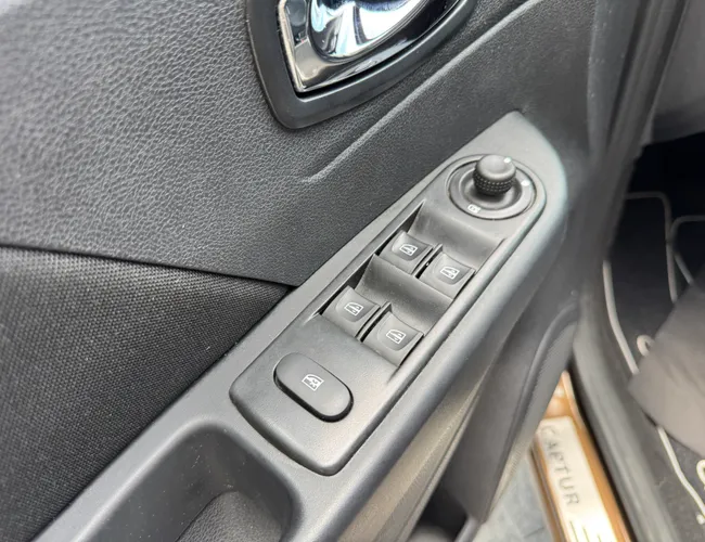 Imagem 12 – Captur 2018 1.6 16V Sce Flex Zen X-Tronic