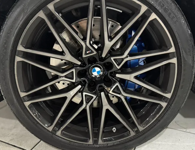 Imagem 24 – X6 2025 4.4 V8 Biturbo Gasolina M Competition Automático