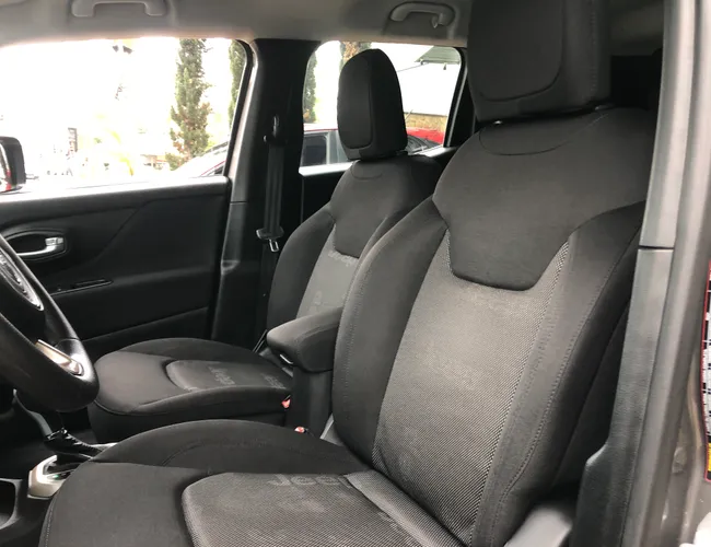 Imagem 6 – Renegade 2017 1.8 16V Flex Sport 4P Automático