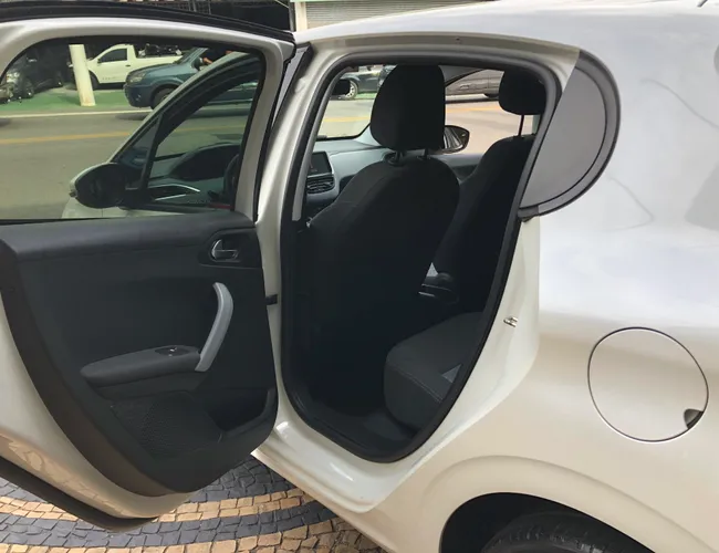 Imagem 10 – 208 2015 1.5 Active Pack 8V Flex 4P Manual
