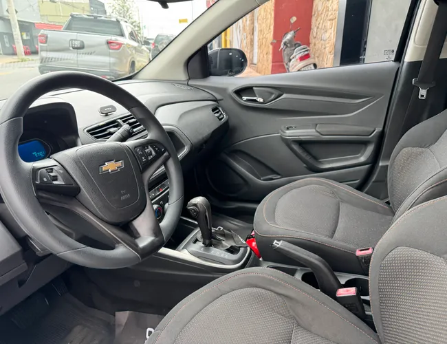 Imagem 8 – Onix 2015 1.4 Mpfi Ltz 8V Flex 4P Automático