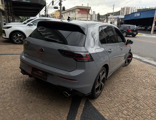 Imagem 5 – Golf 2026 2.0 370 Tsi Gasolina Gti Dsg