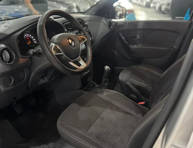 Imagem 8 – Logan 2025 1.0 12V Sce Flex Zen Manual