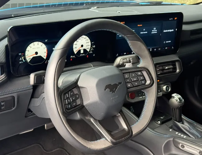 Imagem 6 – Mustang 2025 5.0 V8 Gasolina Dark Horse Selectshift