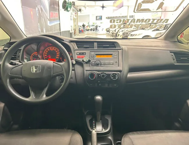 Imagem 7 – Fit 2015 1.5 Lx 16V Flex 4P Automático