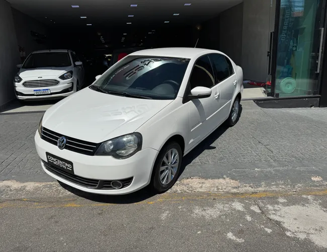 Imagem exterior do veículo Polo Sedan 2012 1.6 Mi 8V Flex 4P Manual