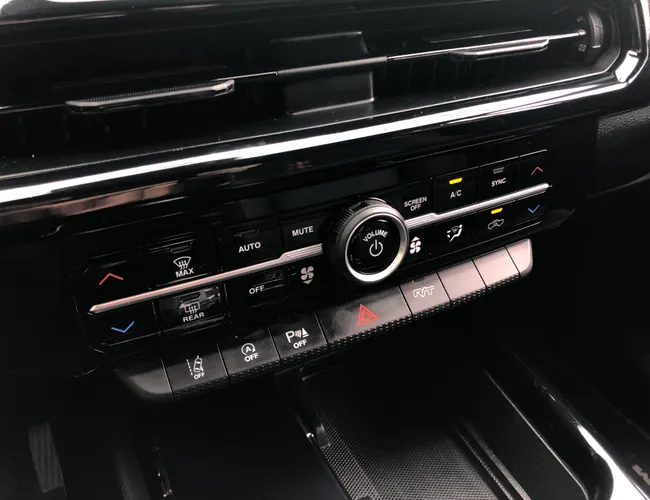 Imagem 15 – Rampage 2024 2.0 Hurricane 4 Turbo Gasolina R/T 4X4 Automático