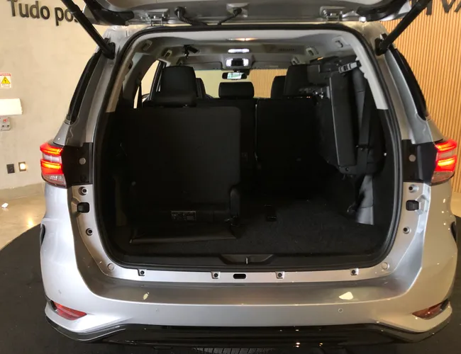 Imagem 13 – Hilux Sw4 2024 2.8 D-4D Turbo Diesel Srx Platinum 7L 4X4 Automático