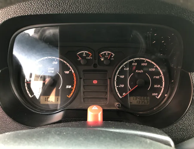 Imagem 16 – T4 2012 3.0 Teto Rígido 16V Turbo Eletronic Diesel 2P Manual