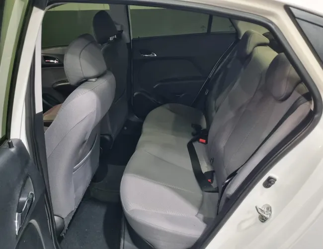 Imagem 15 – Hb20s 2014 1.6 Comfort Style 16V Flex 4P Automático