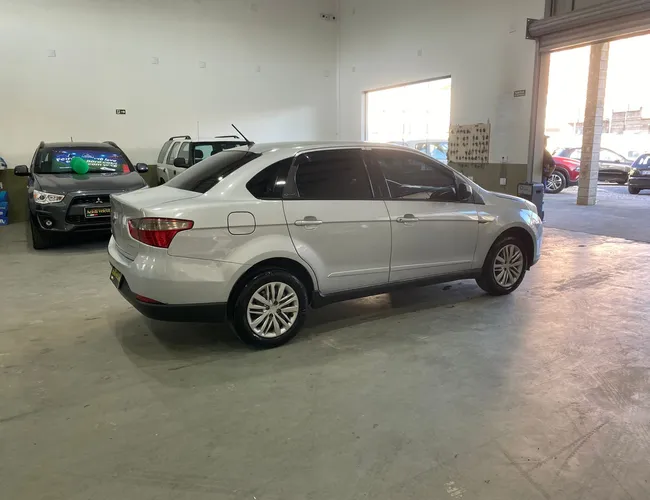 Imagem 12 – Siena 2013 1.4 Mpi Attractive 8V Flex 4P Manual